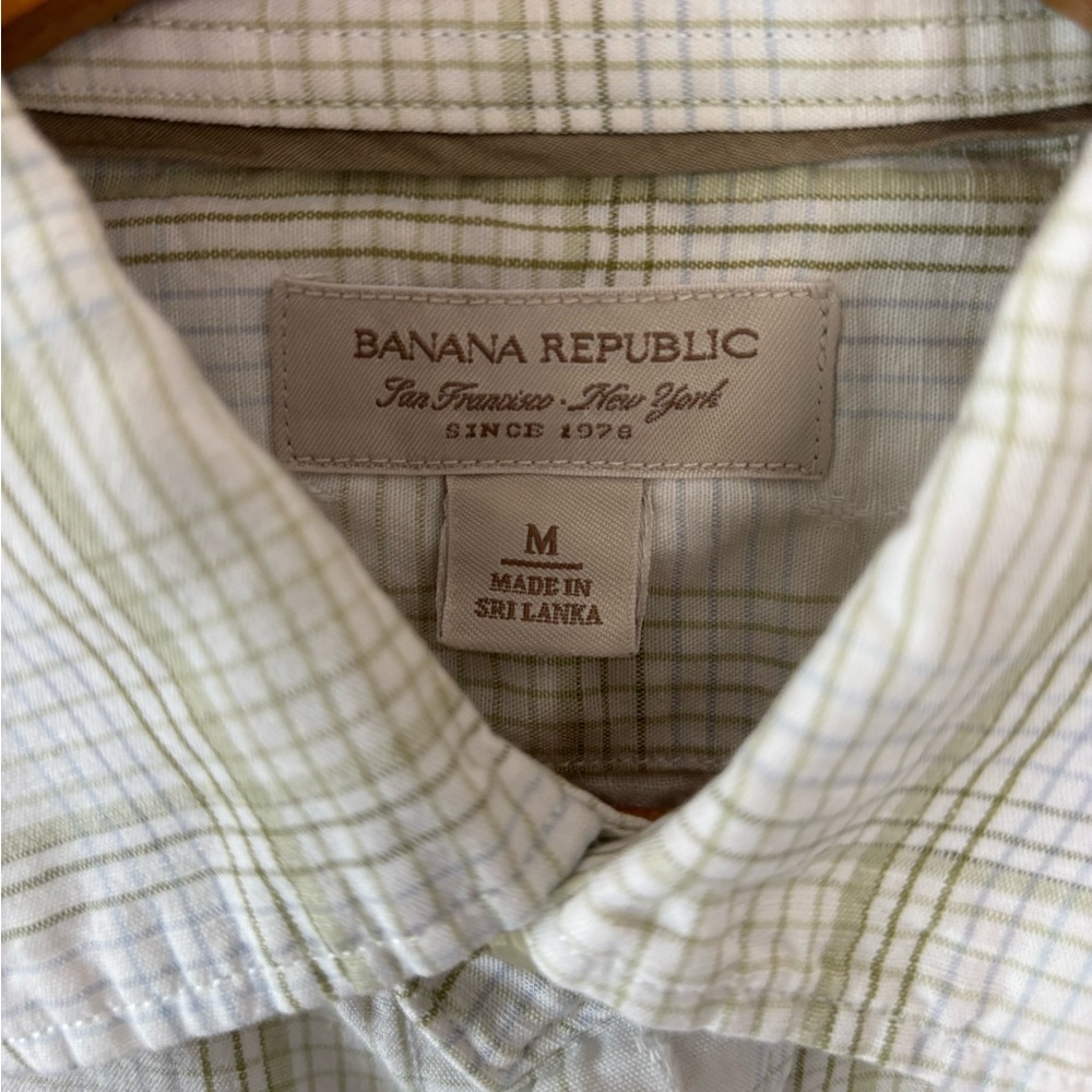 BANANA REPUBLIC Plaid Short Sleeve Button Front Shirt Size Medium - Picture 4 of 7